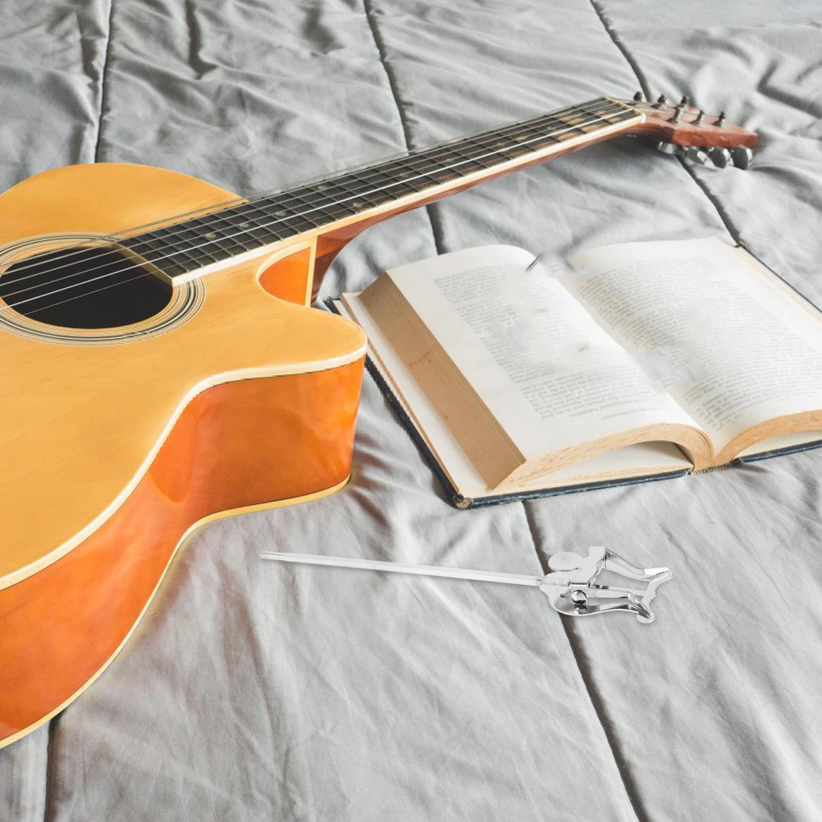 

Portable Music Holder Clarinet Lyre Stand for Trumpet Saxophone Flute Secure Clip Marching Band Accessories Sheet