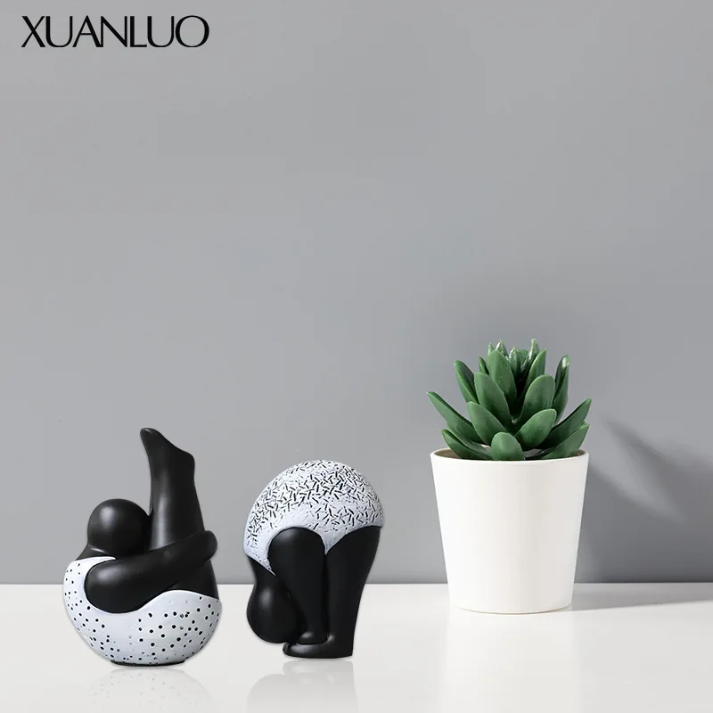Minimalist Modern Black-and-White Gymnastics Abstract Figure Display Piece Showroom Modern Resin Diving Figure Artistic Ornament