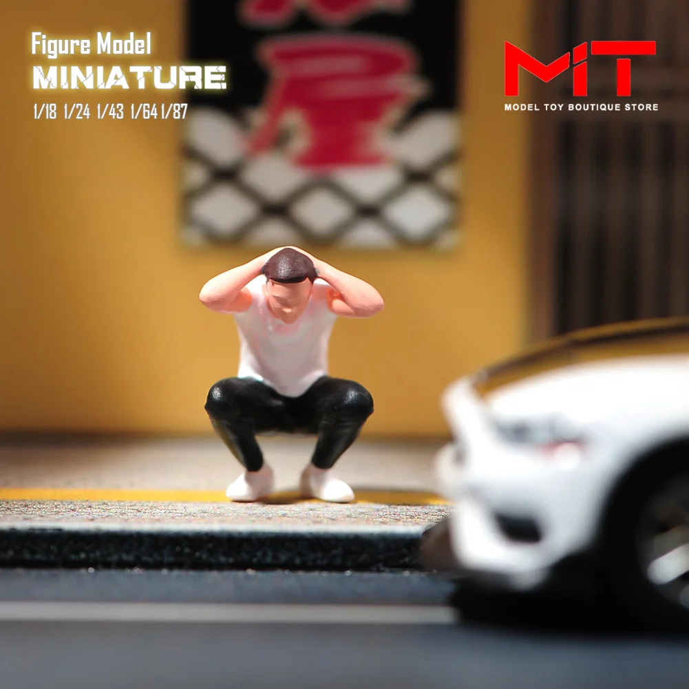 

Painted Miniatures 1/87 1/64 1/43 1/24 1/18 Criminal Squatting Position Male Scene Figure Dolls Unpainted Model For Vehicles