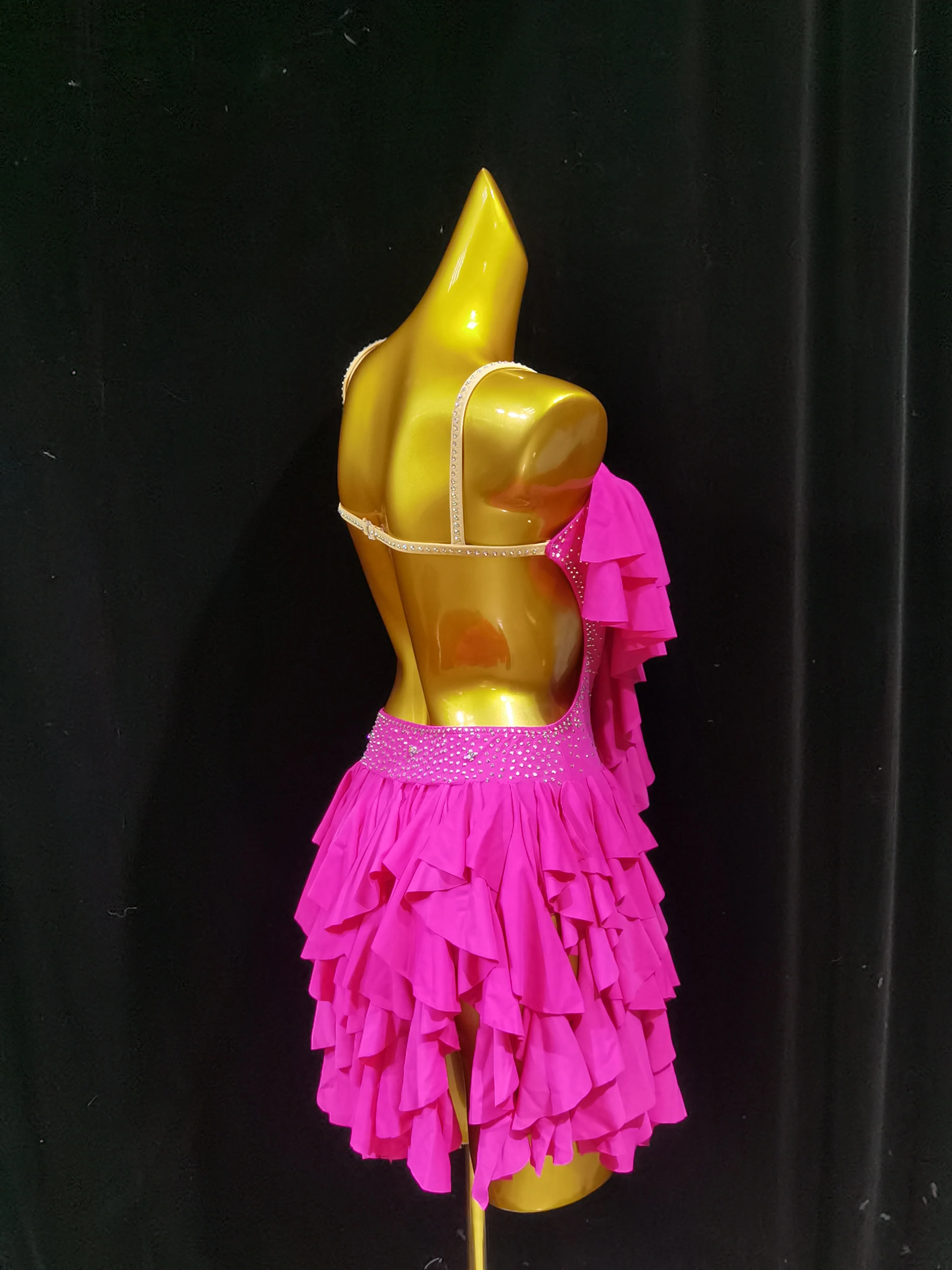 2025 ارتفع الأحمر اللاتينية ملابس رقص المهنية مرحلة الأداء شرابة تنورة للمسابقات كاوبوي تشاتشا زهرة التصميم