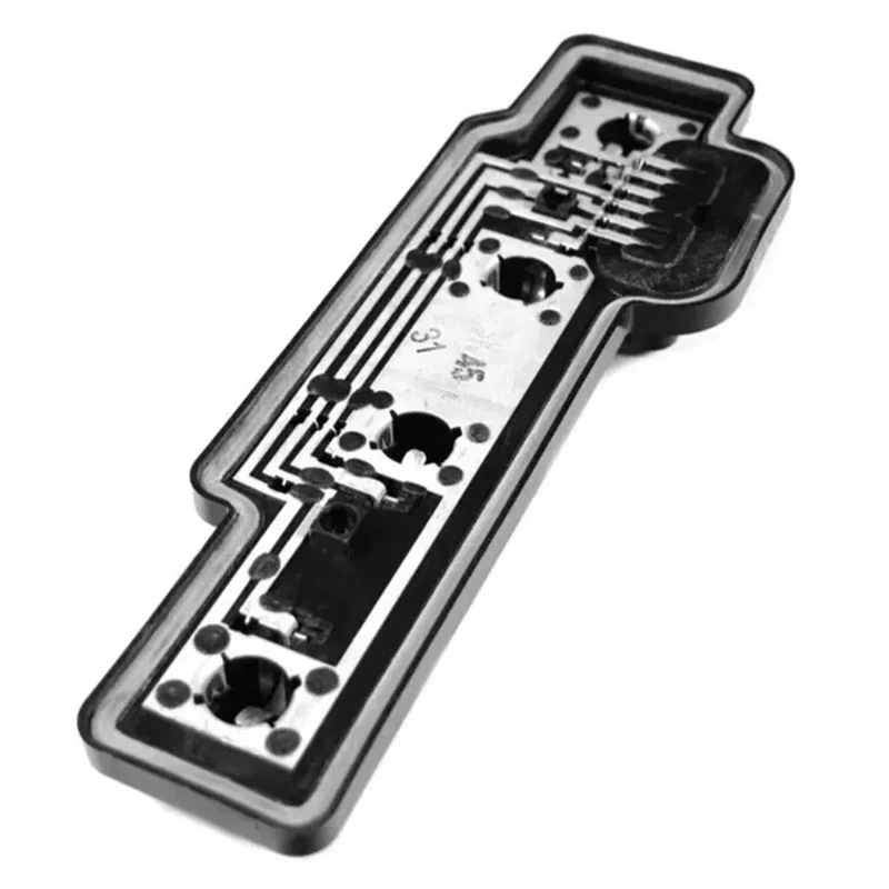 Picture 3: For VW Caddy 2004-2015 Rear Tail Light Bulb Holder Carrier / Tail Light Circuit Board-X67A