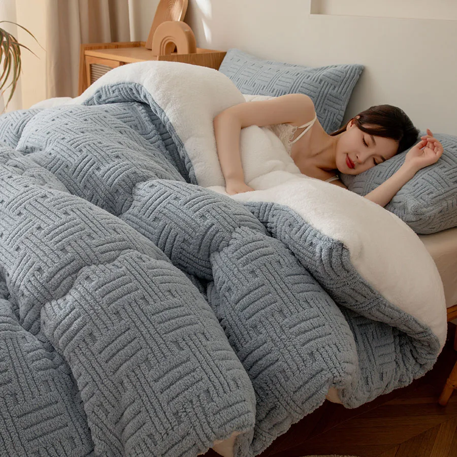 New Thick And Warm Jacquard Winter Quilt With Double-Sided Plush Blanket - Extra-Large Size For Adults And Children's Quilt Core