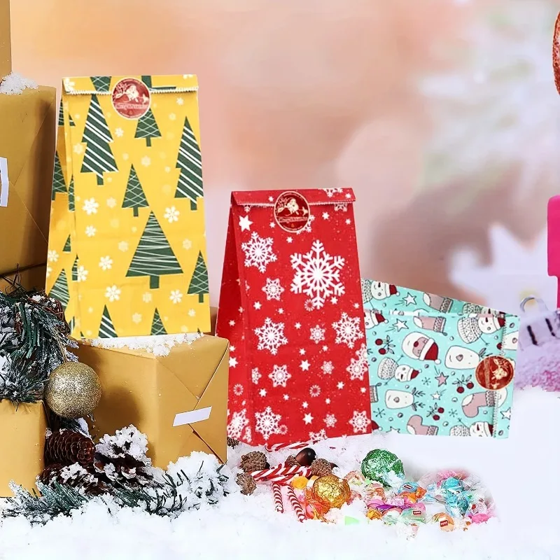 24 قطعة من أكياس هدايا ندفة الثلج والرنة مع ملصقات، أكياس هدايا ورقية للعطلات والعام الجديد للحفلات وحقيبة الطعام