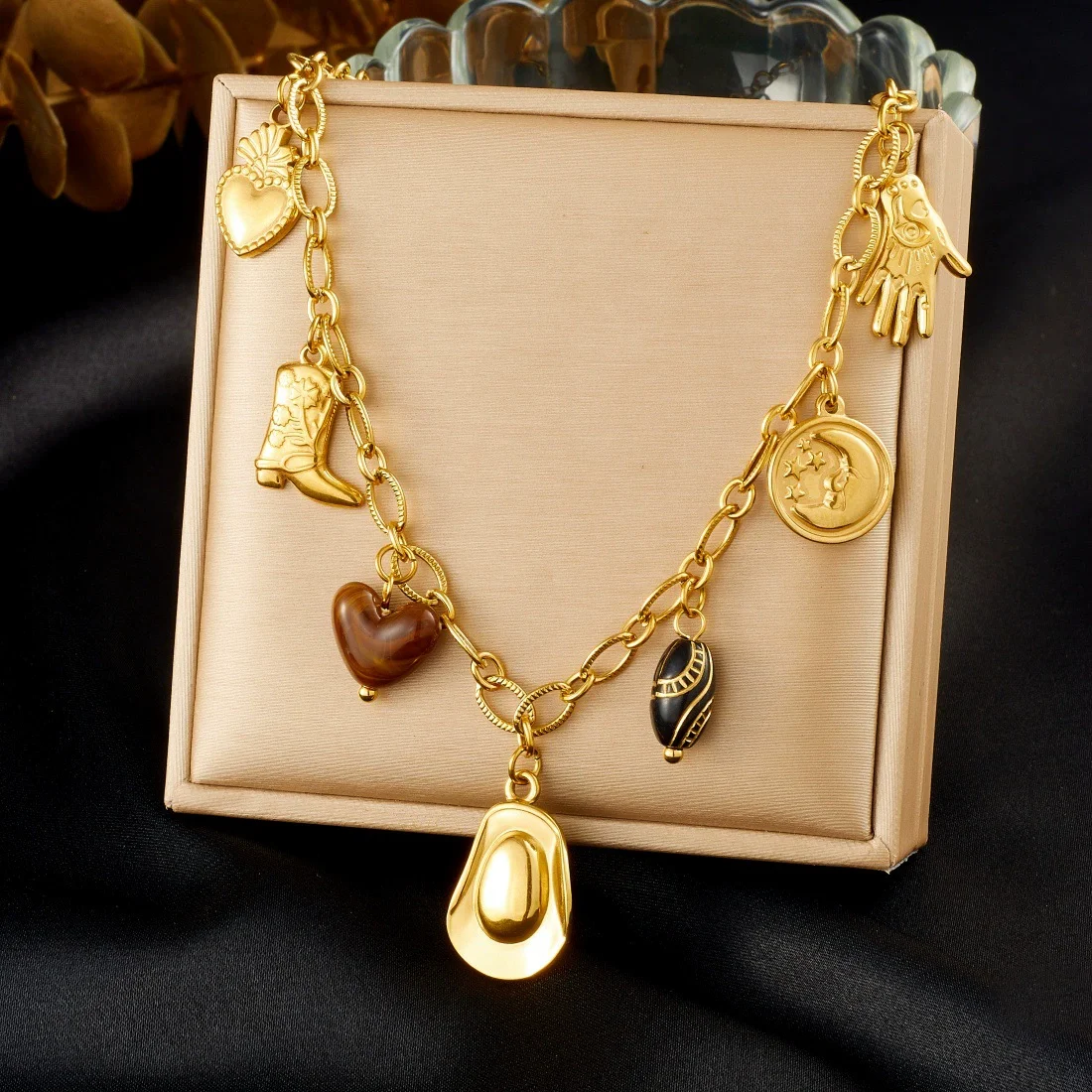 

Western Cowboy Charm Necklace 18K Gold Boot Hat Hand Heart Tiger Eye Bead 316L Stainless Steel Jewelry