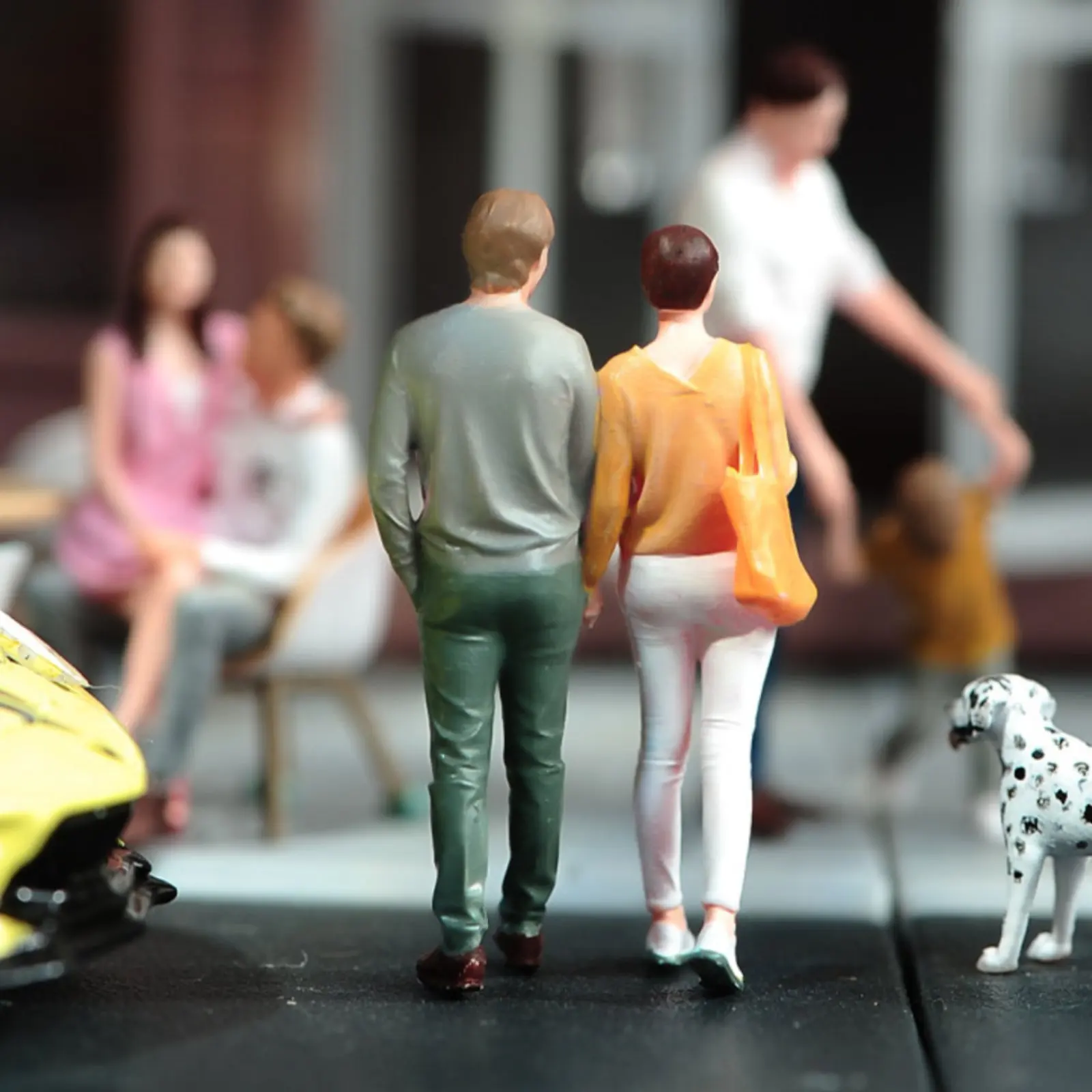 

Miniature Couple Figures Micro Photography Miniature Scene People Mini People Figurines Realistic Scale Figures Hand Painted
