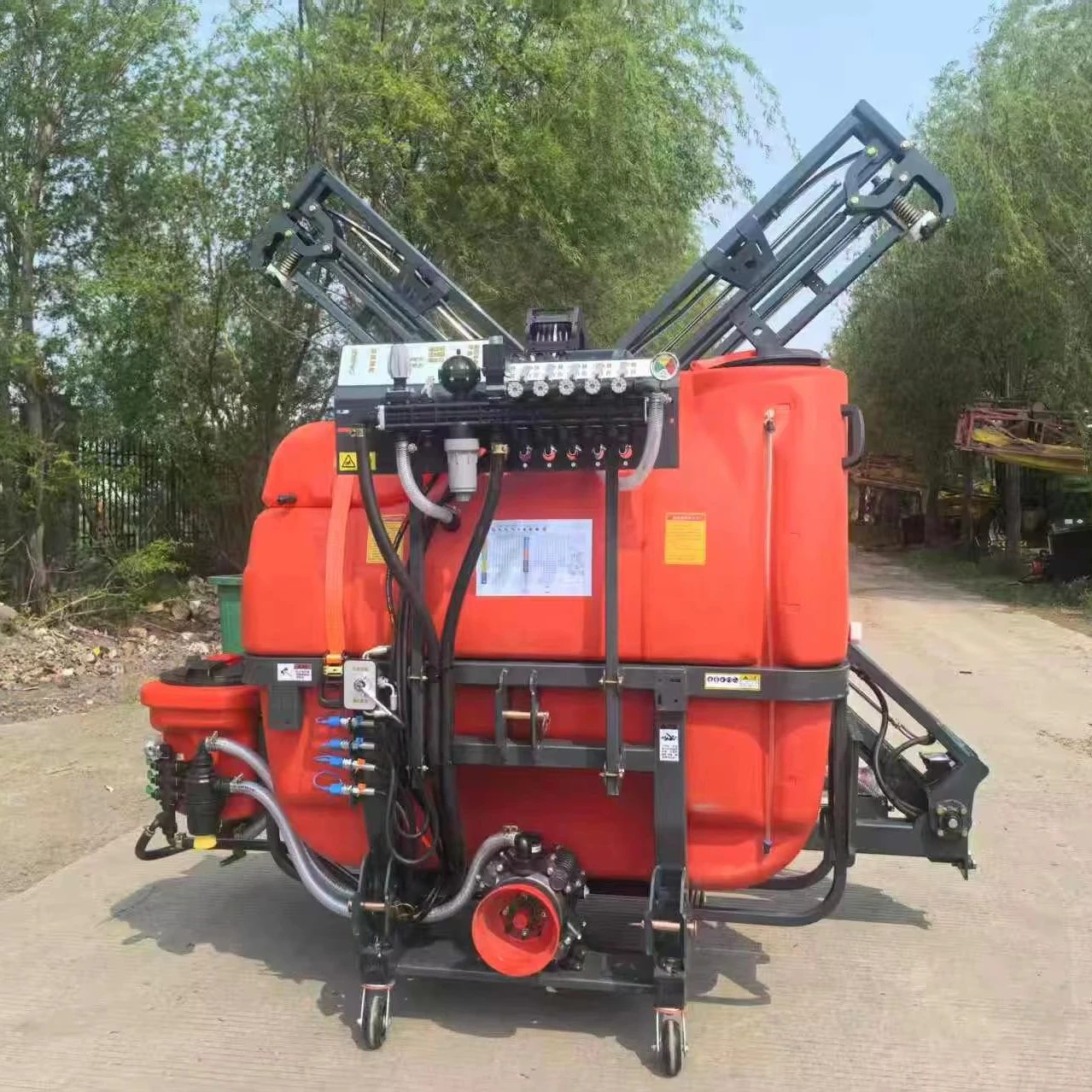 800-2000L Boom Sprayer Mounted Sprayer 3-Point Mounted on Agricultural  Power