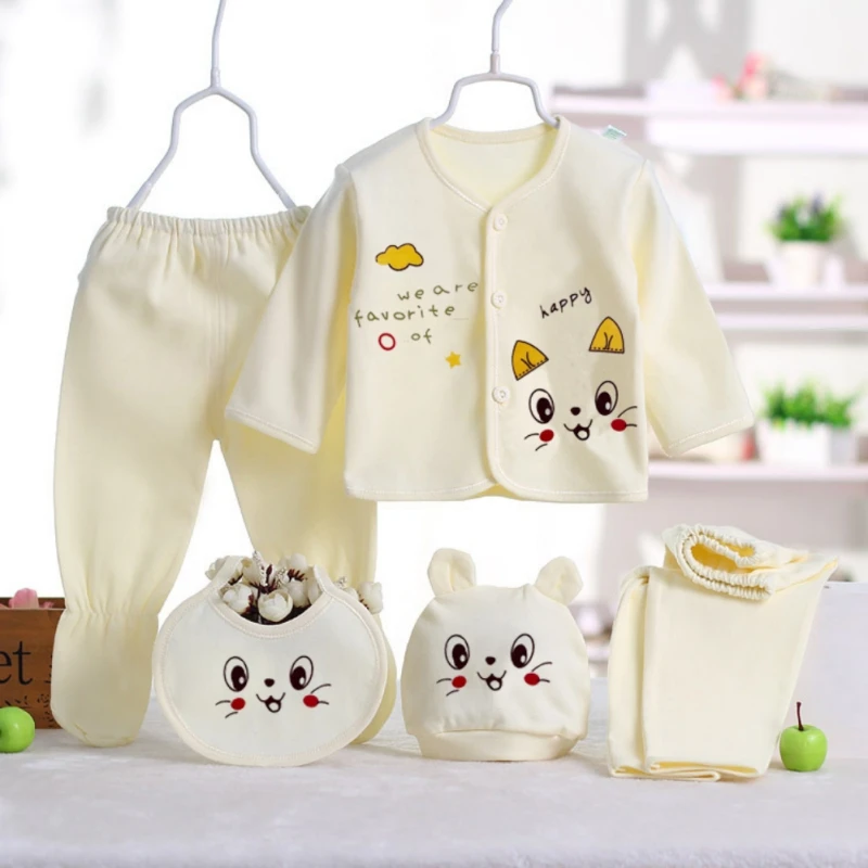 Newborn Baby Suits Boy Girl Clothes Sets Tops Pants Bibs Hats Cotton Cartoon Print Baby Clothing Cute Infant Outfit 0-3 Months