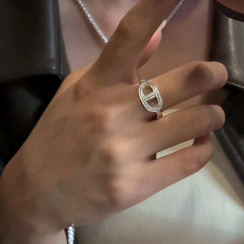 

Simple Fashion Korea S925 Sterling Silver Classic Pig Nose Ring