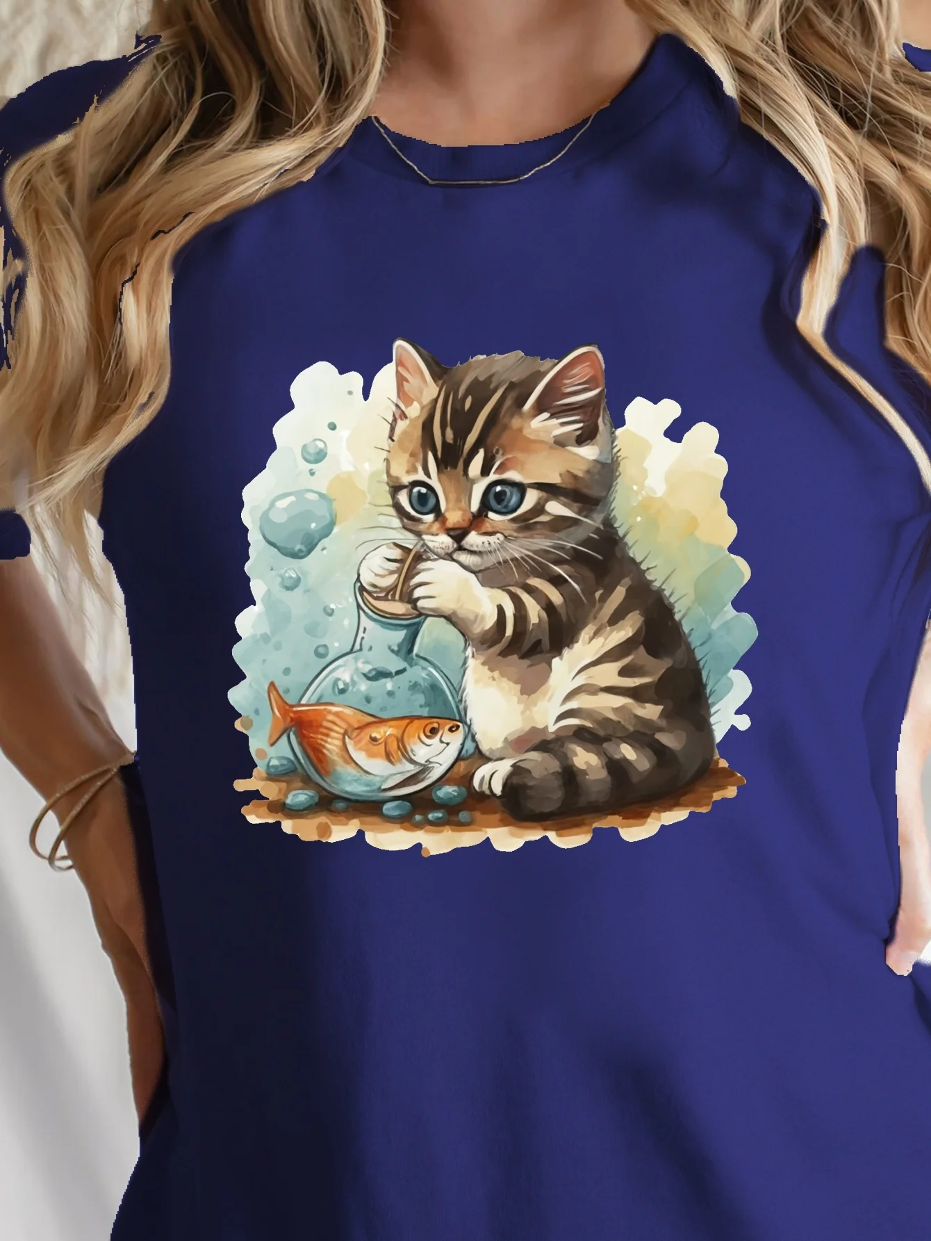 Cute Cat Feeding Fish Print T-shirt, Short Sleeve Crew Neck Leisure T-shirt For Spring & Summer, Women's Clothing