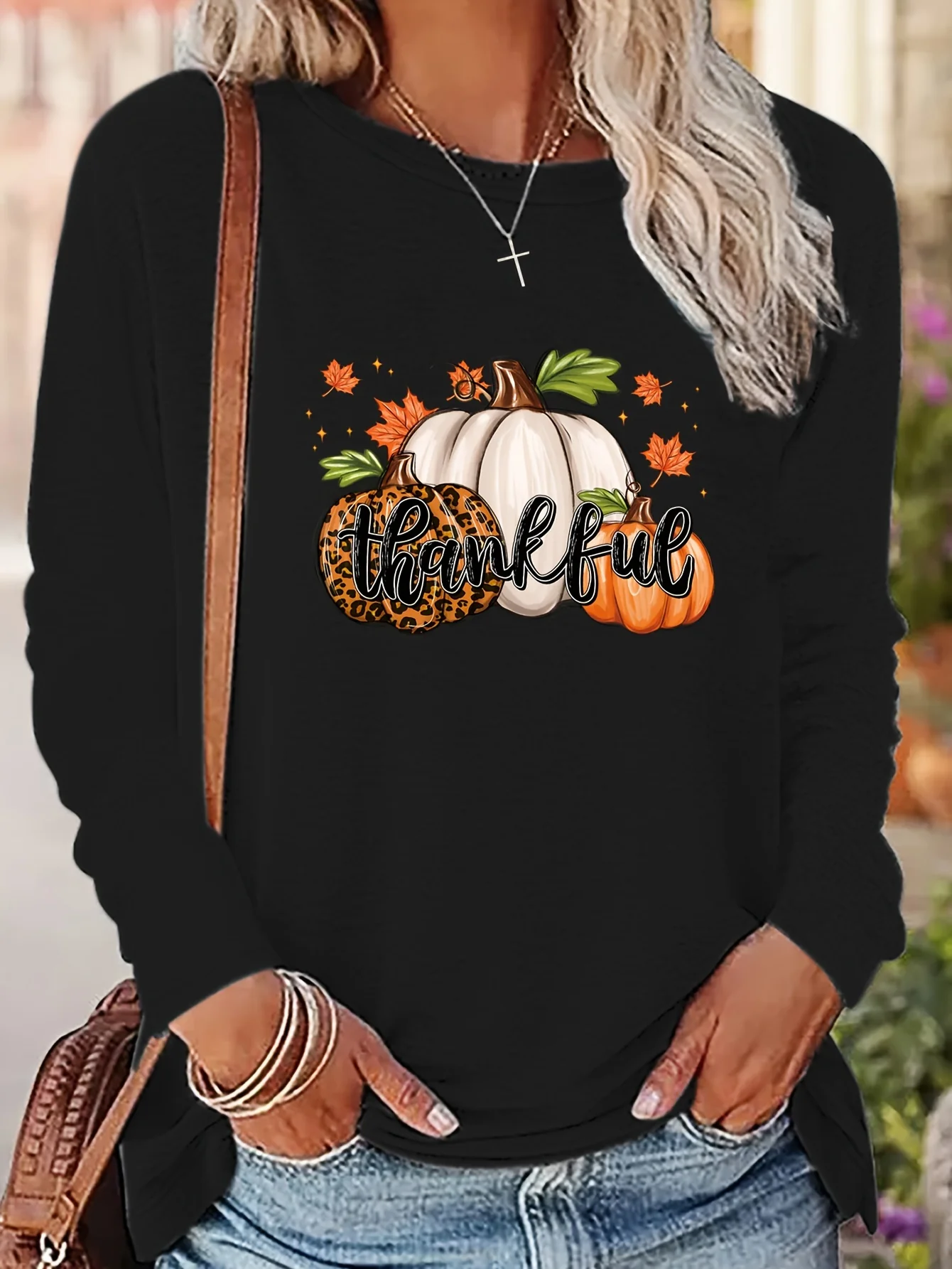 Women's Thanksgiving T-Shirt Long Sleeve Style Round Neck Tops with Pumpkin Leaf Print and Thankful Text Casual Clothes Female
