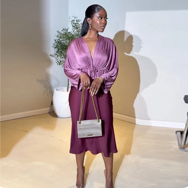 

Sweet and fresh V-neck bat sleeve shirt, high waist hip skirt, two-piece set, fashionable, simple and versatile temperament, ele