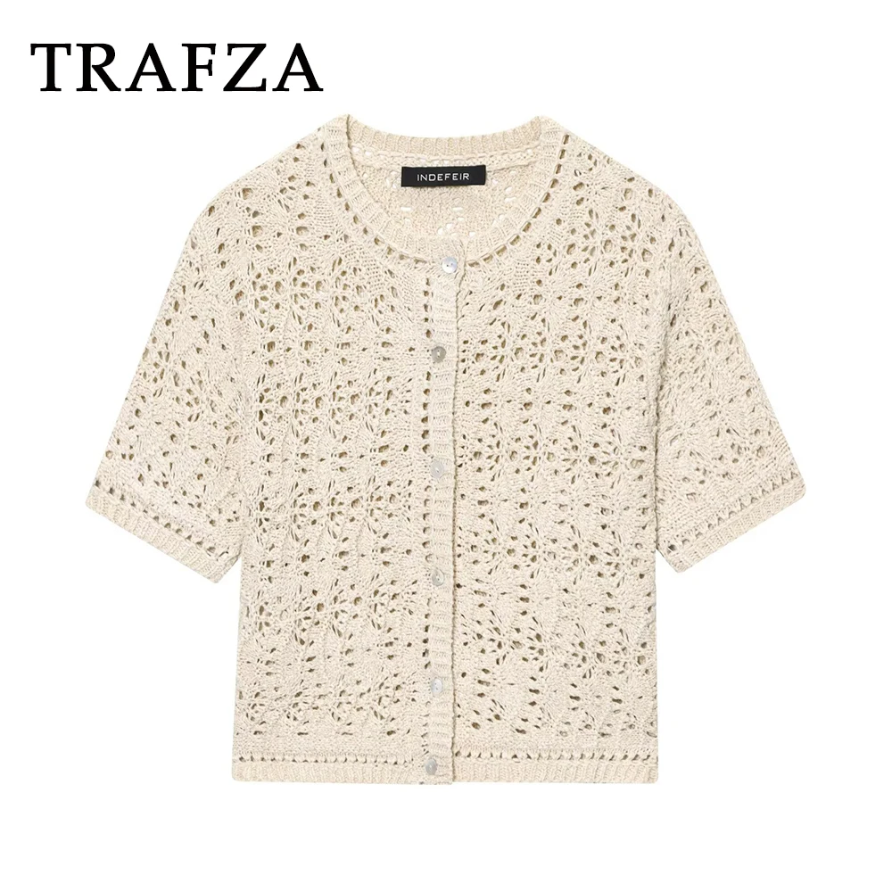 

TRAFZA Casual 2025 Beige Women Solid Hollow Out Vintage Sweaters O-Neck Slim Button Knitwear Streetwear Chic Elegant Mujer Tops
