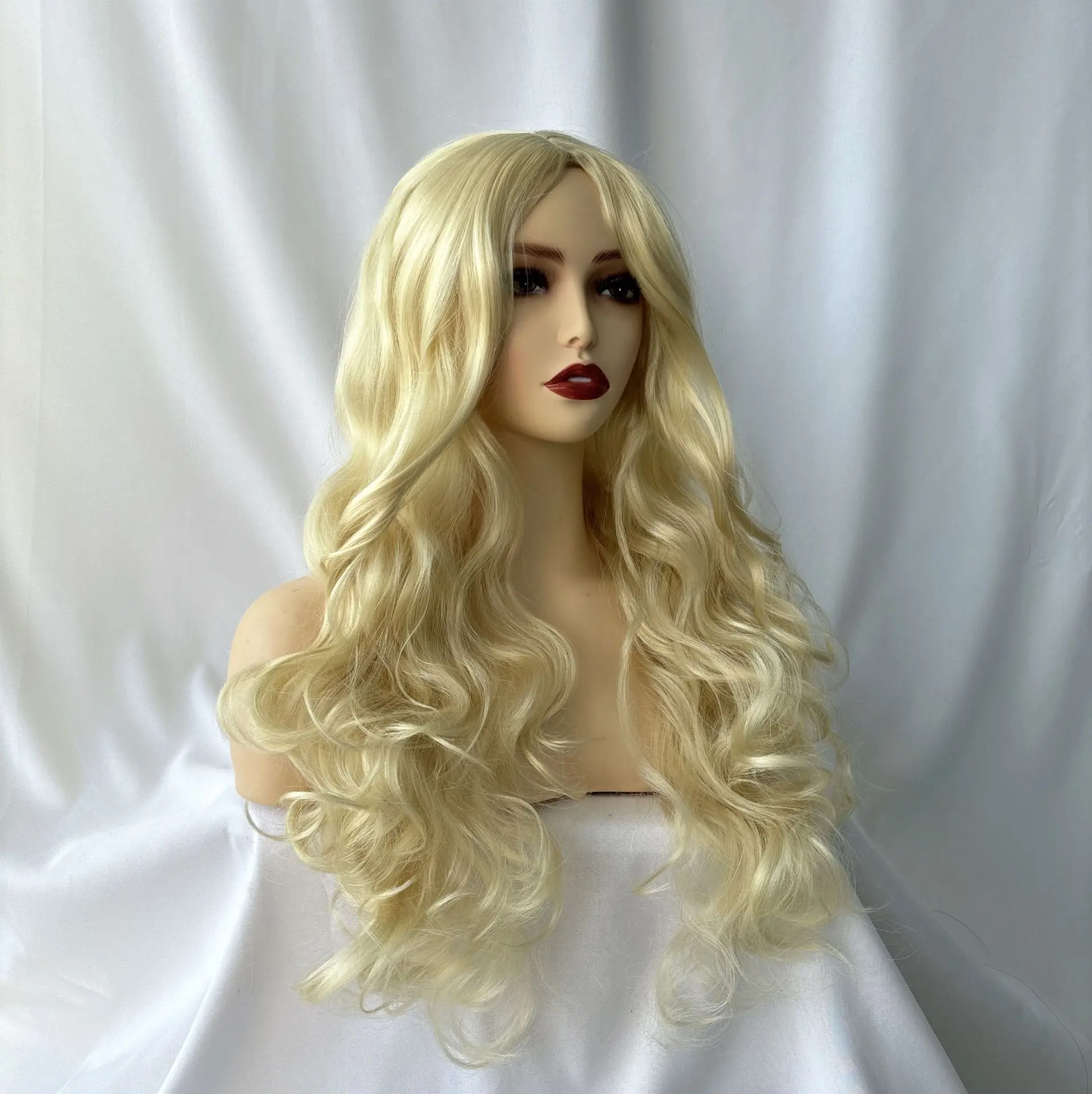 Advanced curly hair design, romantic and gentle women's wig cover, light colored long hair, for mom's gift