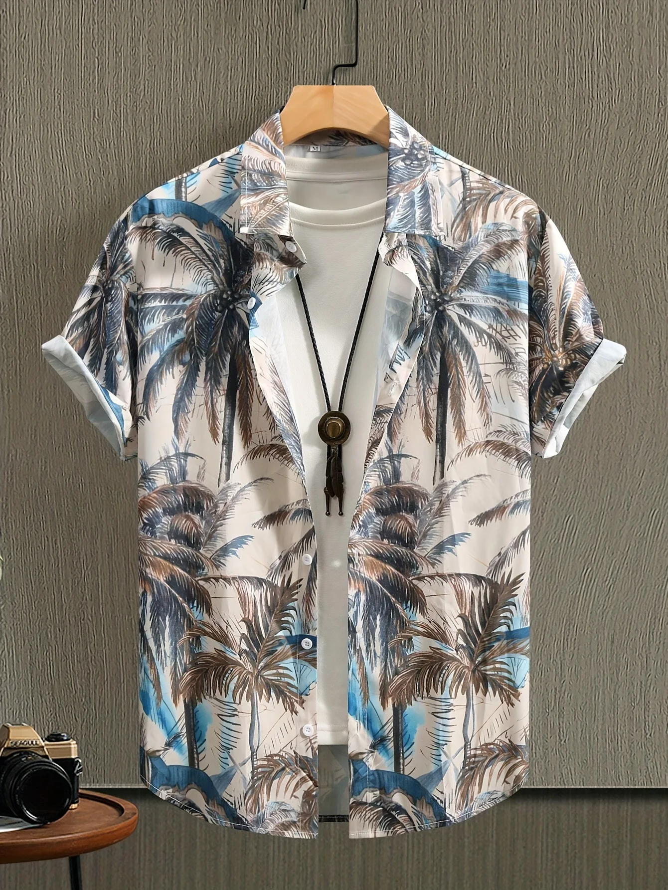 The new men's short-sleeved shirt for summer 2025 is breathable lightweight casual and fashionable with 3D printed beach wear