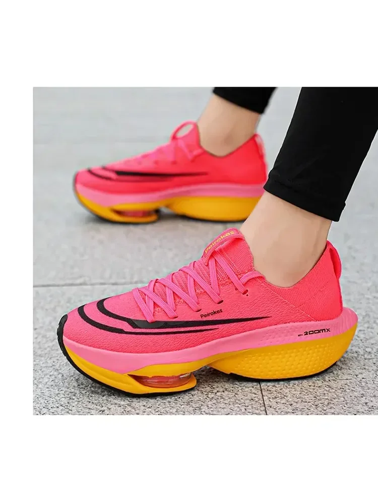 Popular fashion heightening trend hollow breathable couple sports shoes lightweight non-slip large size casual running shoes