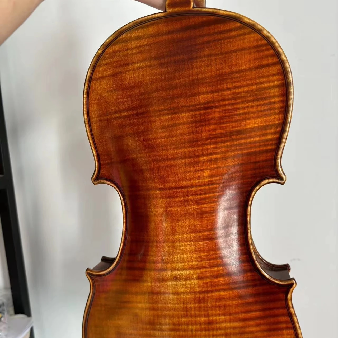 

Handmade Violin 4/4 Good Quality Violin Solid Spruce Flamed Maple Sweet Sound Good Workmanship Wholesale Price Accept OEM