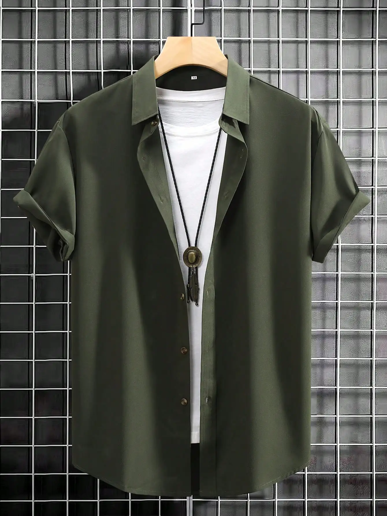 

Men's Olive Green Solid Casual Short Sleeve Button-Down Shirt
