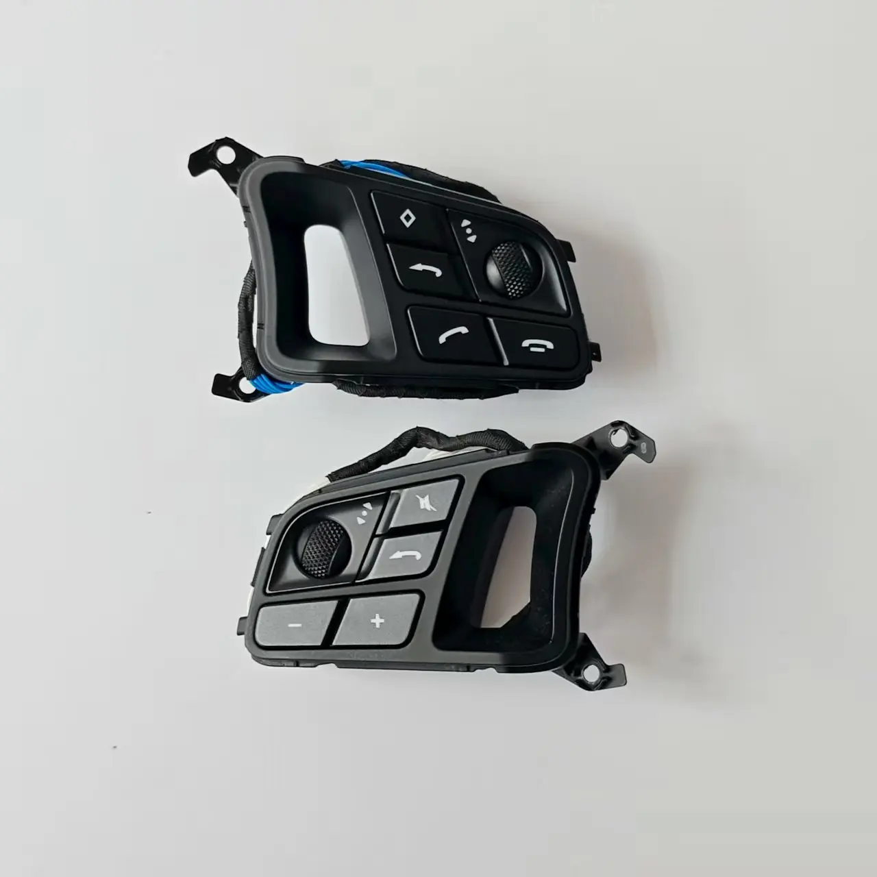 Car Steering Wheel Control Switch Volume Adjustment Button for Cayenne Panamera 971959537Y view 4