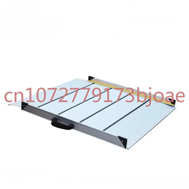 

560L x 750W Aluminium Loading Ramp Portable Folding Wheelchair Scooter Van Disabled Access Motorcycle Ramps 560*750*55mm