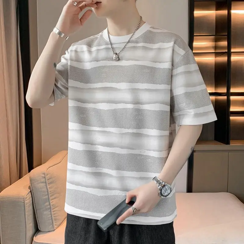 Men's Striped Casual Short Sleeve T-Shirt Breathable Daily Wear Round Neck Knit Top
