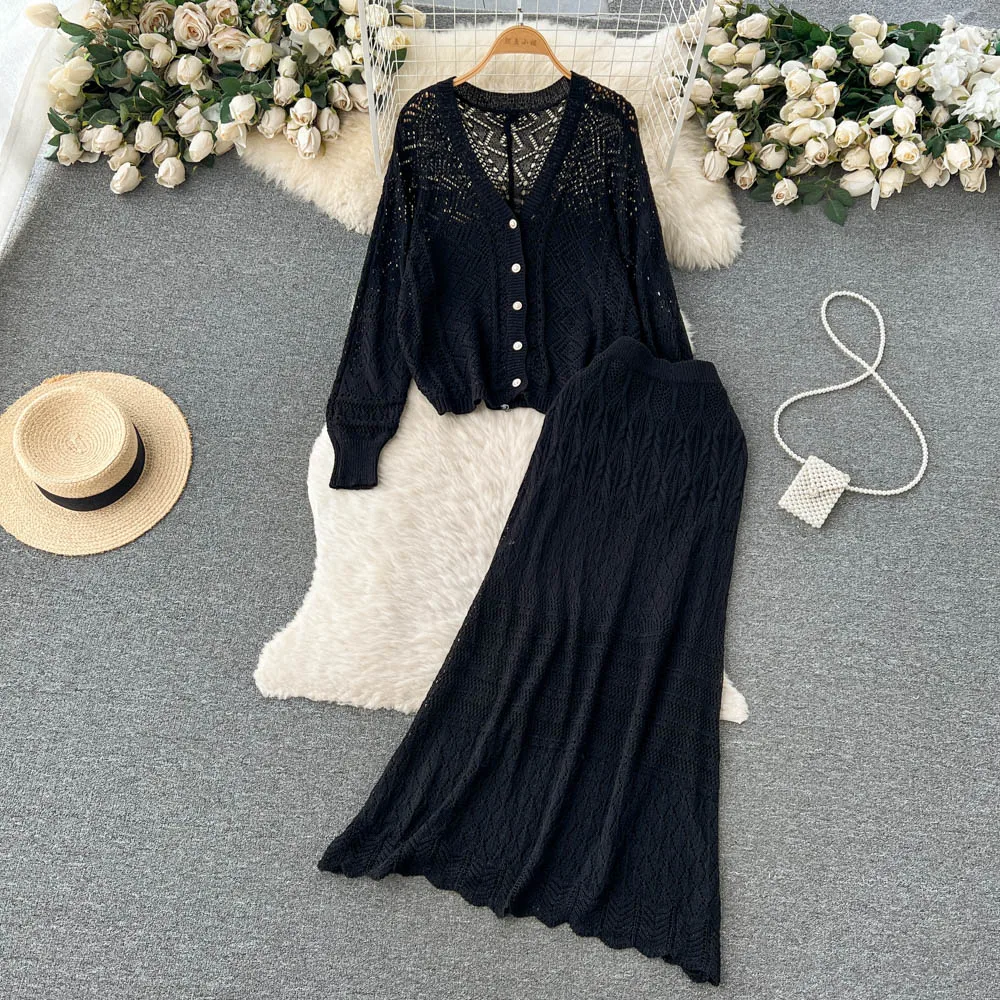 Korean Hollow-out Knitted Suits Women\'s New Fashion Long-sleeved V-neck Loose Tops + Fishtail Buttock Skirt Two-piece Sets J658