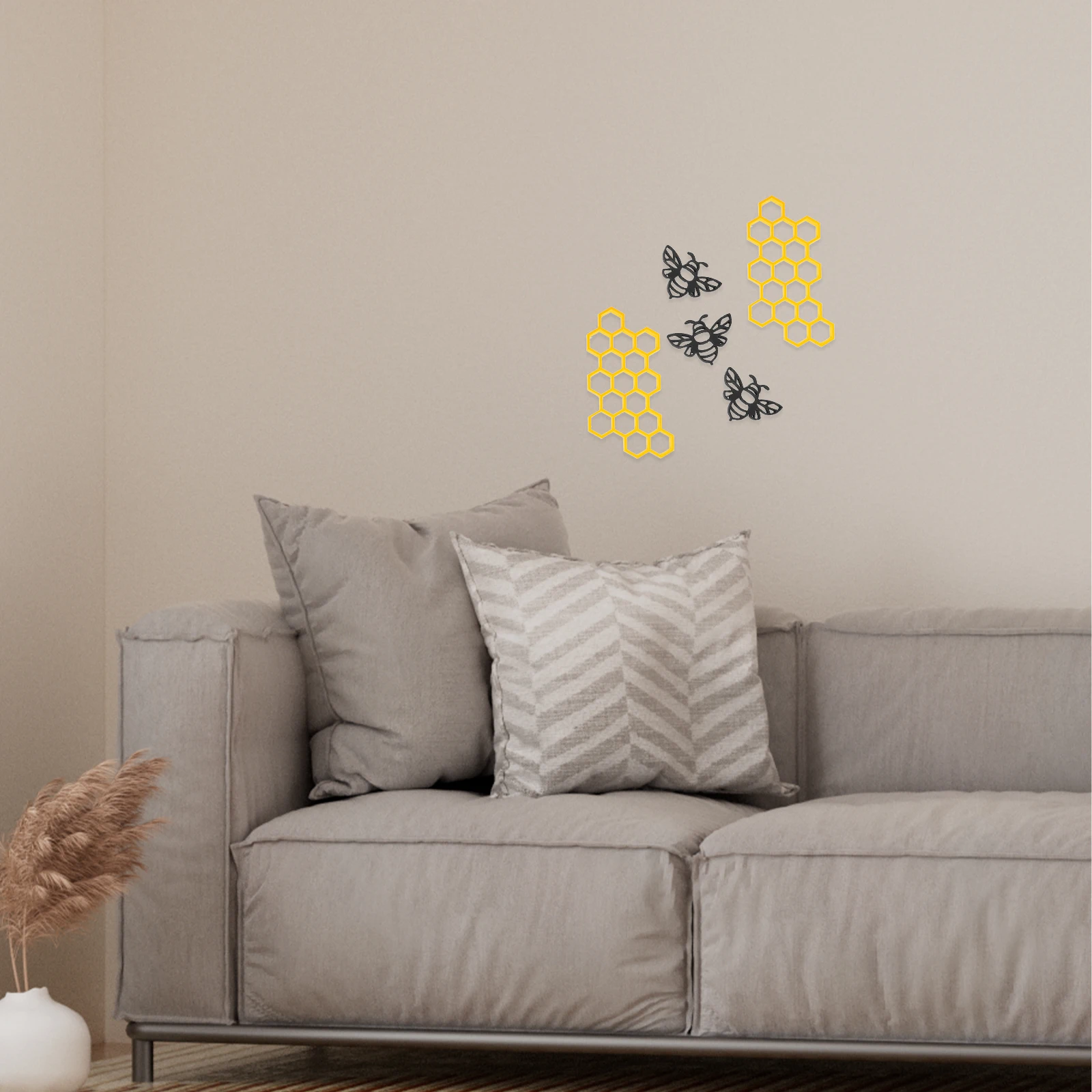 

1 set Bee Wall Decor 3D Honeycomb PVC Home Living Room Bedroom Office Farmhouse Style Bees Themed Decorations Wall for Interior