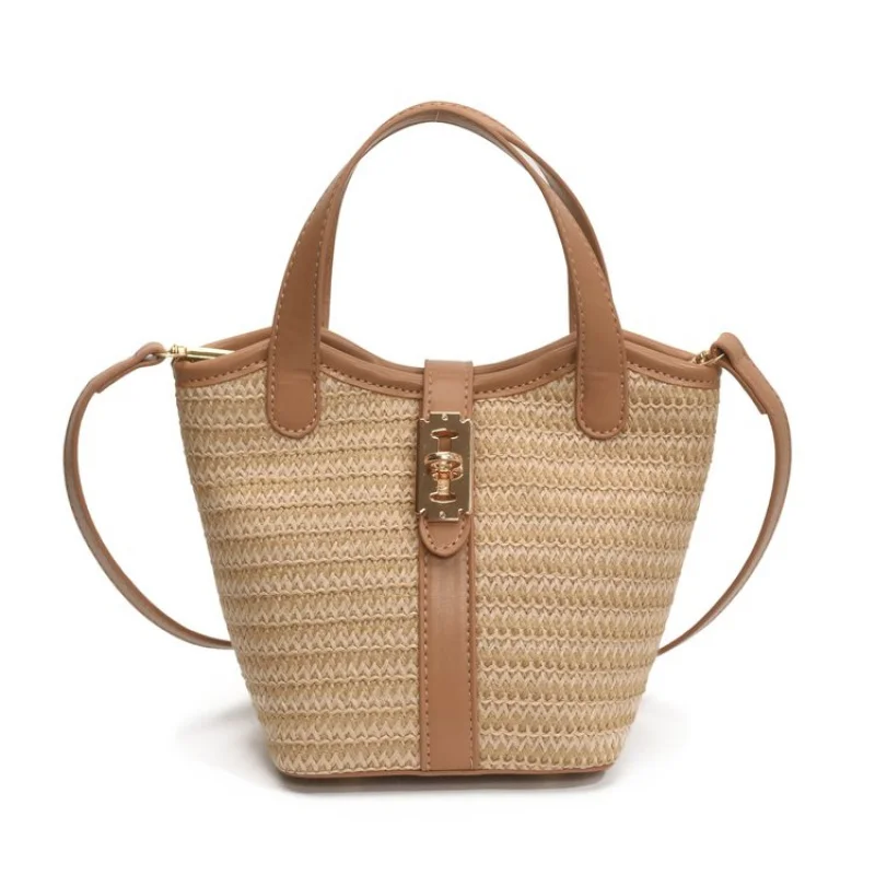

Classic Women Messenger Bag With Durable Leather, Designed By Famous Designer For Elegant And Practical Everyday Carry