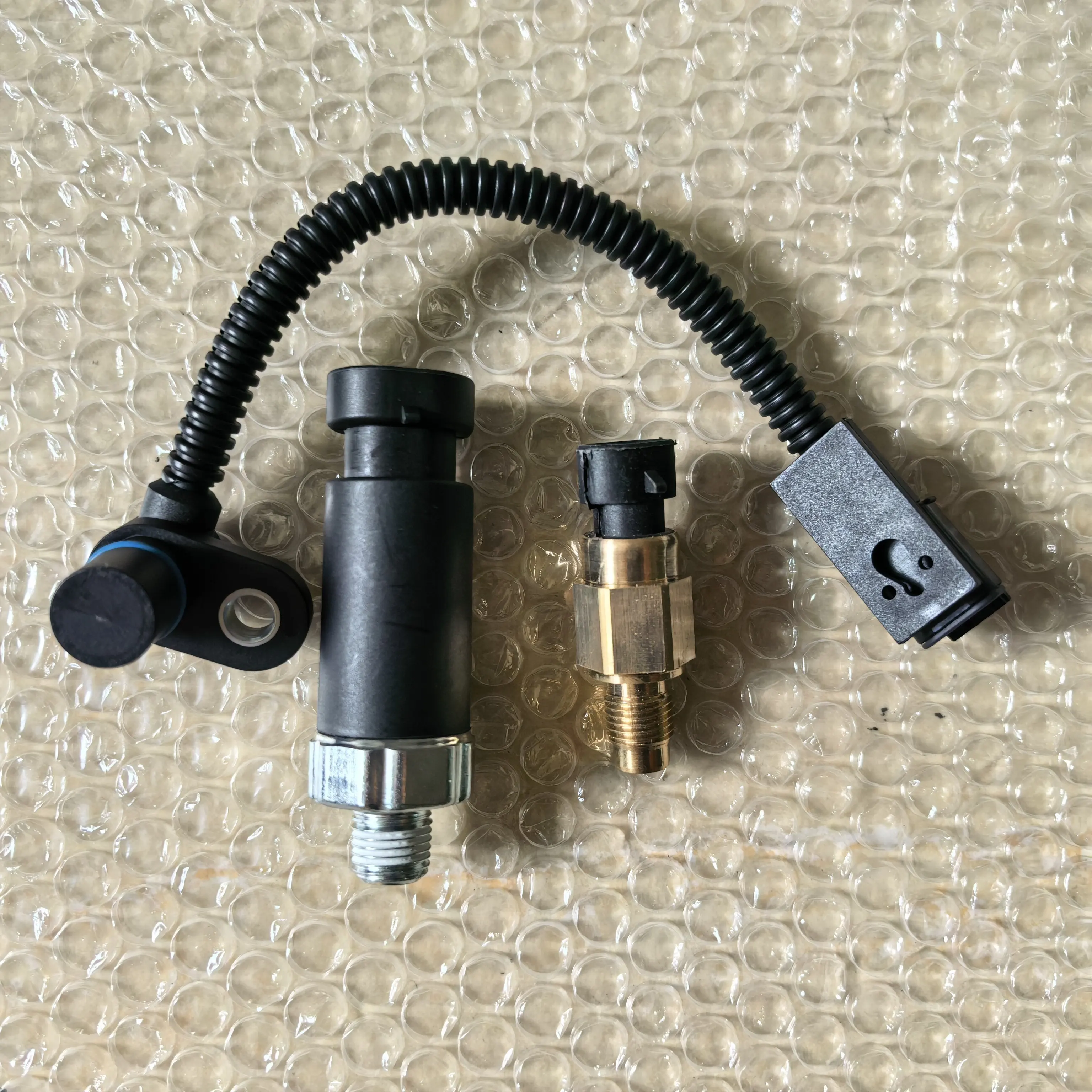 3 x for Harley Touring FLH XL Softail FXST FLST Crankshaft Crank Temp Oil Pressure Sensor 32707-01C / 74438-99A / 32446-99