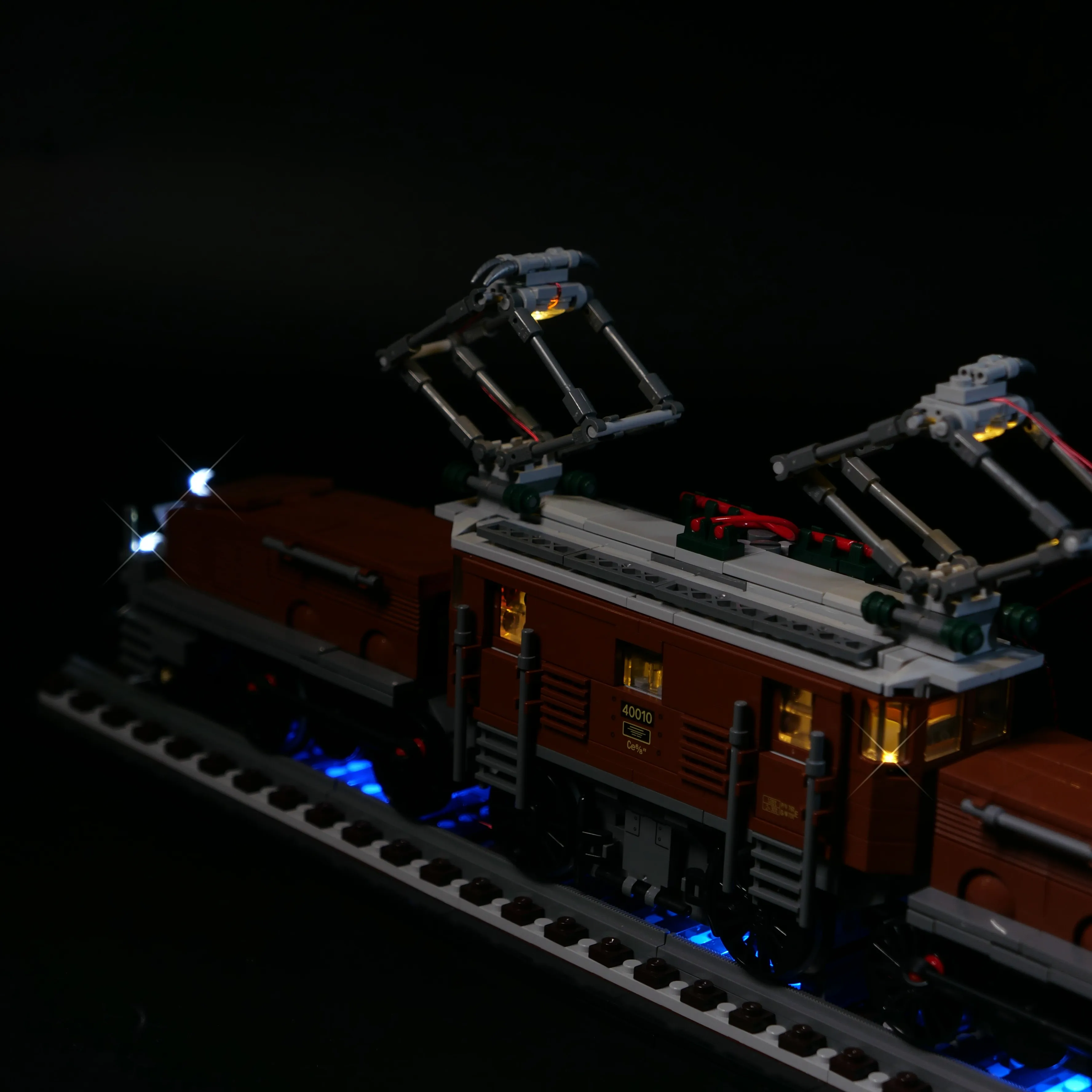 Kit di illuminazione a LED fai-da-te per 10277 Locomotiva a coccodrillo Treno Building Block Modello Luci di controllo remoto Solo regalo perfetto