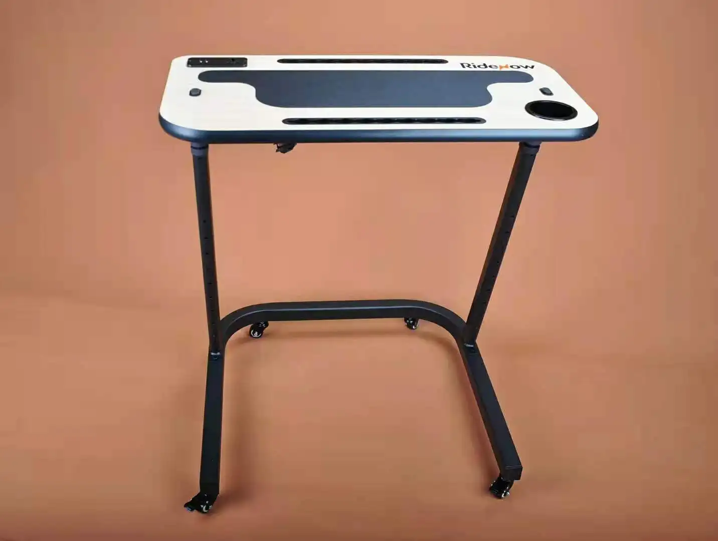 مكتب طاولة تدريب الدراجة مع مقبس USB/AC ارتفاع قابل للتعديل لطاولة تدريب دورة توربو مع عجلات لأجهزة Ipad/PC #4