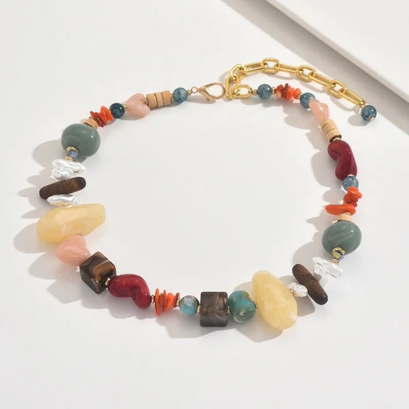 2025 Autumn Winter New Style Medieval Vintager Colored Resin Irregularity Acrylic Beaded Necklace Fashion Color Bracelet Sets