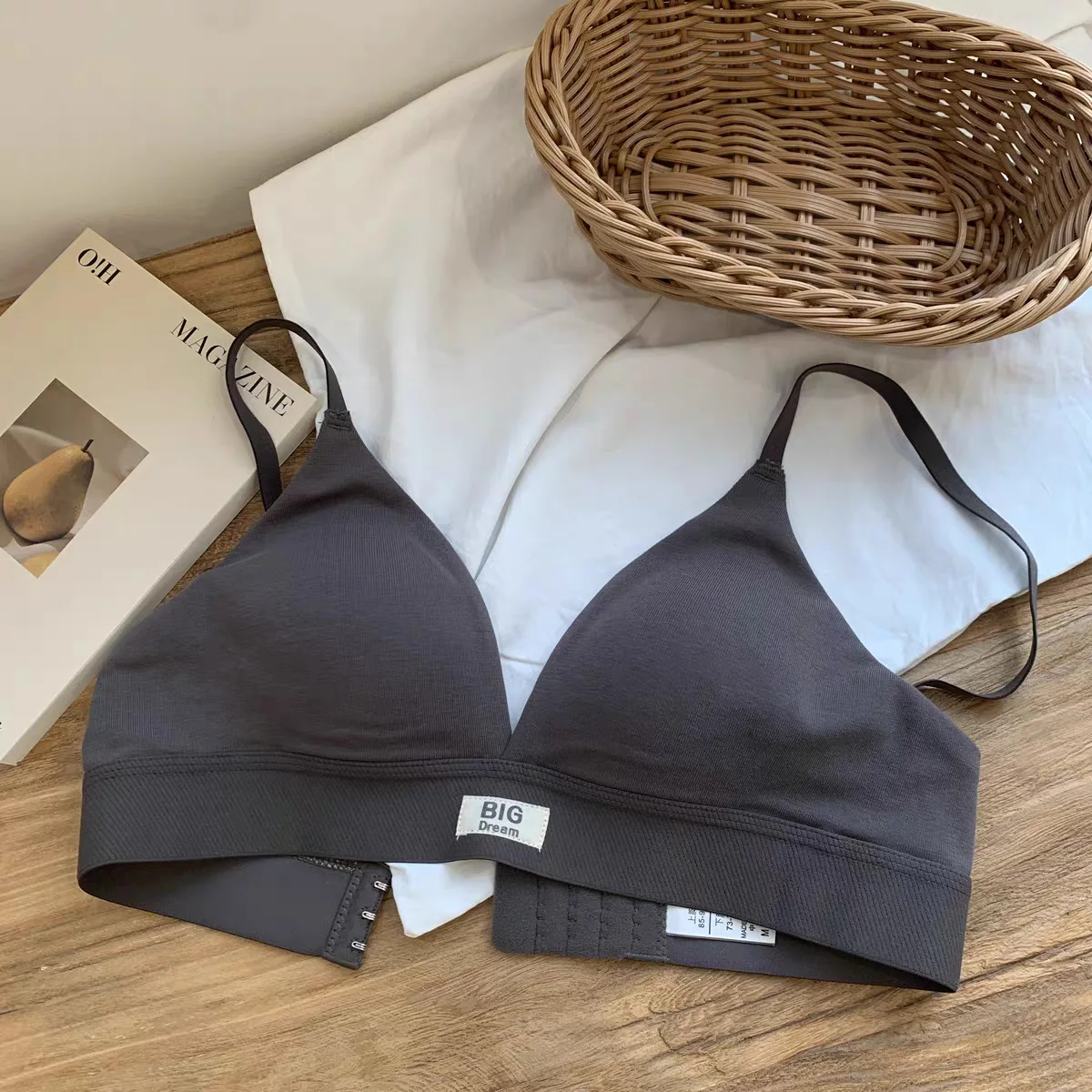Triangle Cup Womens Underwear Non-empty Shape Support Sexy Wireless Ladies' Bra Back Three-row Clasp Solid Color Teenage Girls