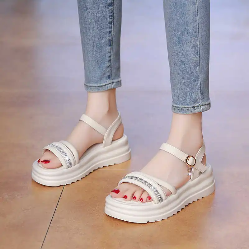 شباشب ربيعية لتهوية الأنف المستديرة، صنادل نسائية مريحة، أحذية رياضية أرجوانية للسيدات، بيع جميل