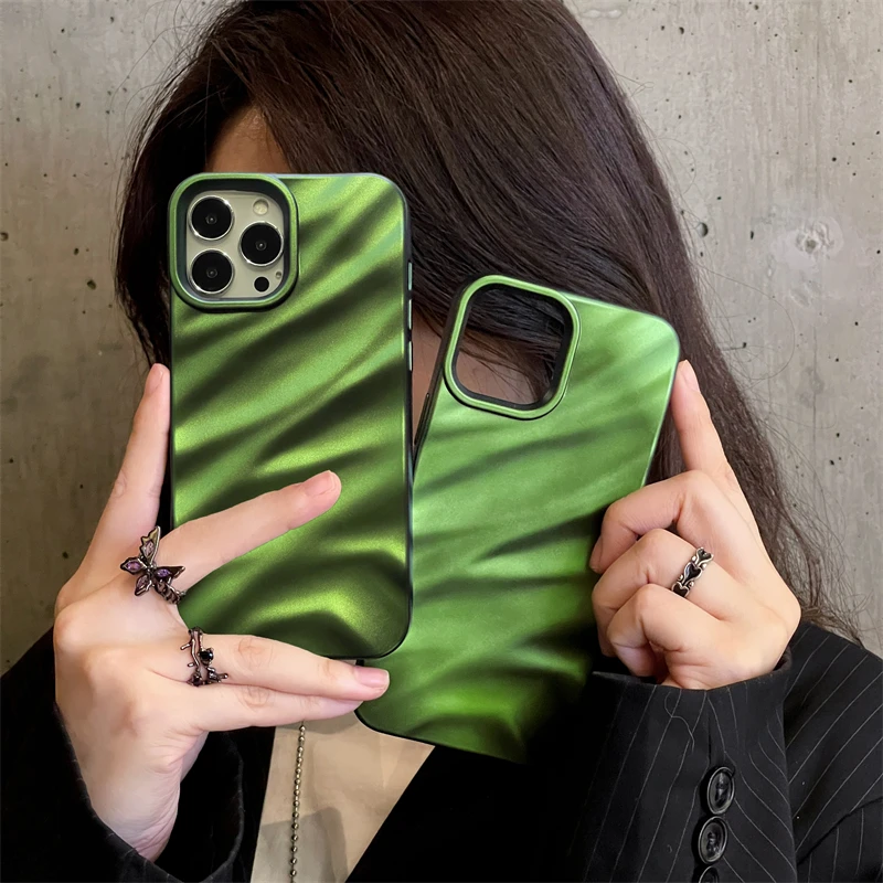 Matte Dark Green Wave Texture Phone Case For iPhone 13 14 12 11 15 Pro Max 14promax Cases Silicone Shockproof Back Cover