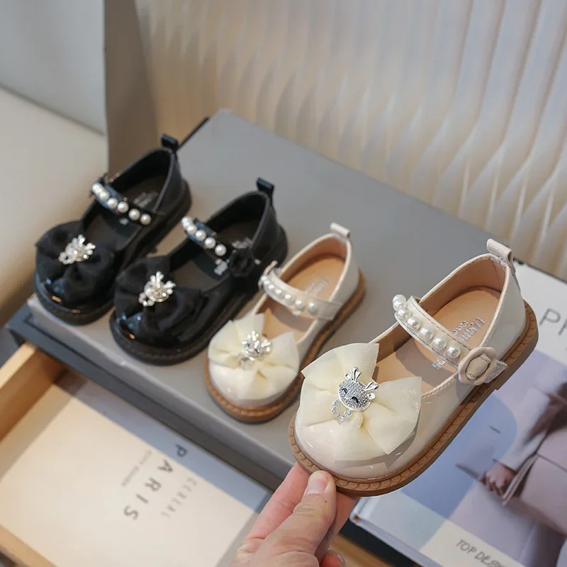 

Children's Leather Shoes 2025 Spring New Anti Slip Soft Sole Kid's Casual Flats Performance Baby Girl Princess Shoes Black Beige