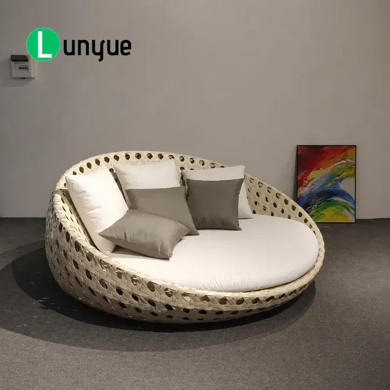 Outdoor Rattan Double Lounger UV Protected Wicker Sunbed Poolside Furniture for Hotel Resorts Custom