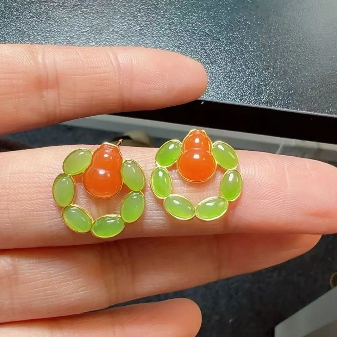 Brand new Hetian jade jasper with Nanhong girls stud earrings, Nanhong earrings pendant, jasper 925 silver inlaid new model