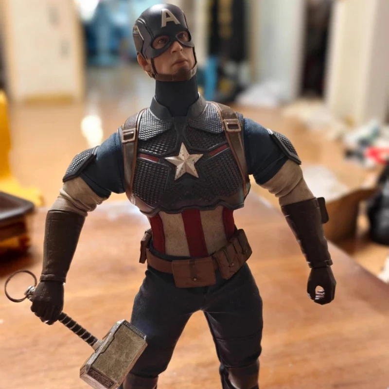 Marvel Captain America beeldje getransformeerd in Shield-Holding Avenger stoffen pak verzamelmodel hoofddeksel standaard randapparatuur