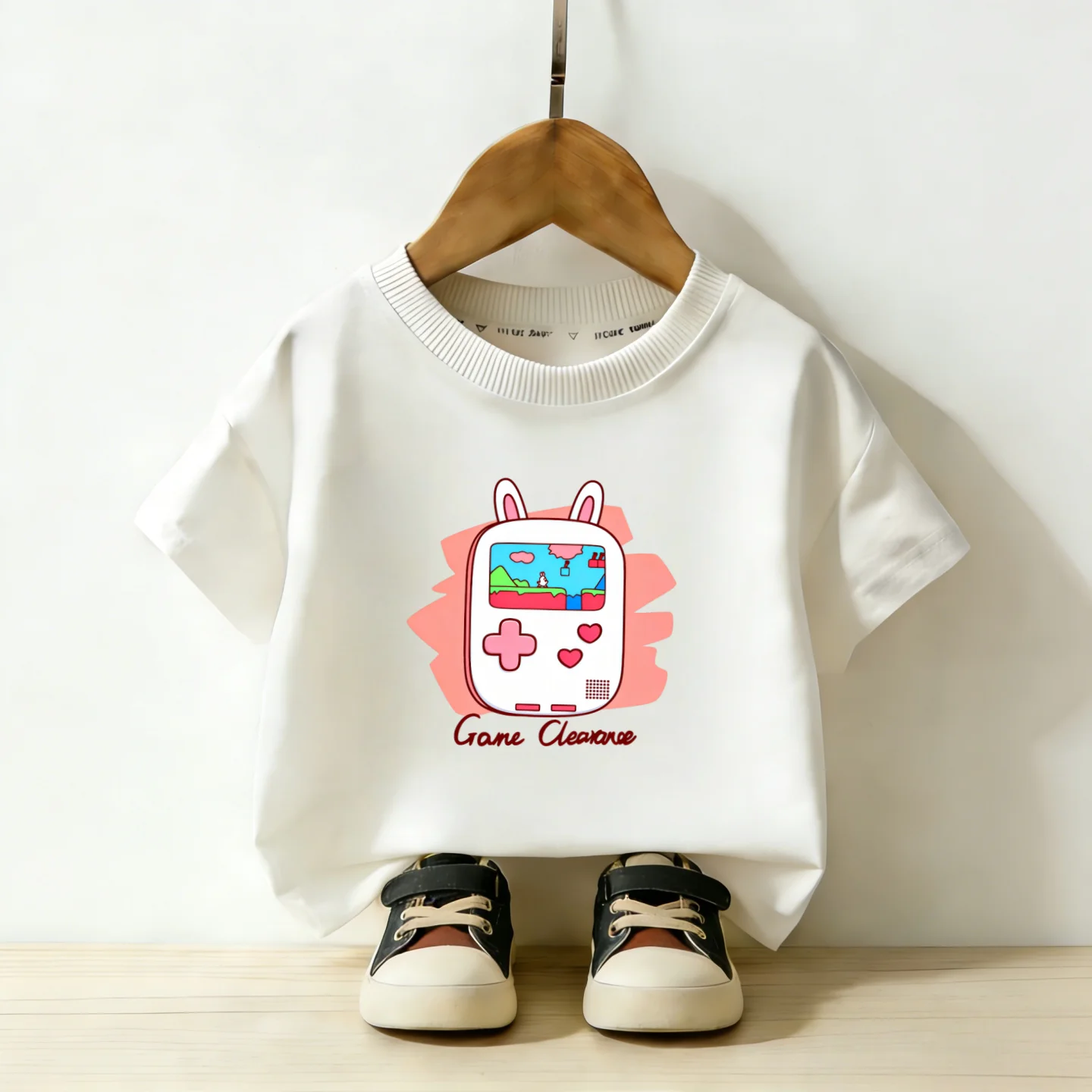 Leisure Style Cartoon Bunny Printed Children's Tshirt for Boys and Girls Short Sleeved Summer Round Neck Parent-child Outfit Top