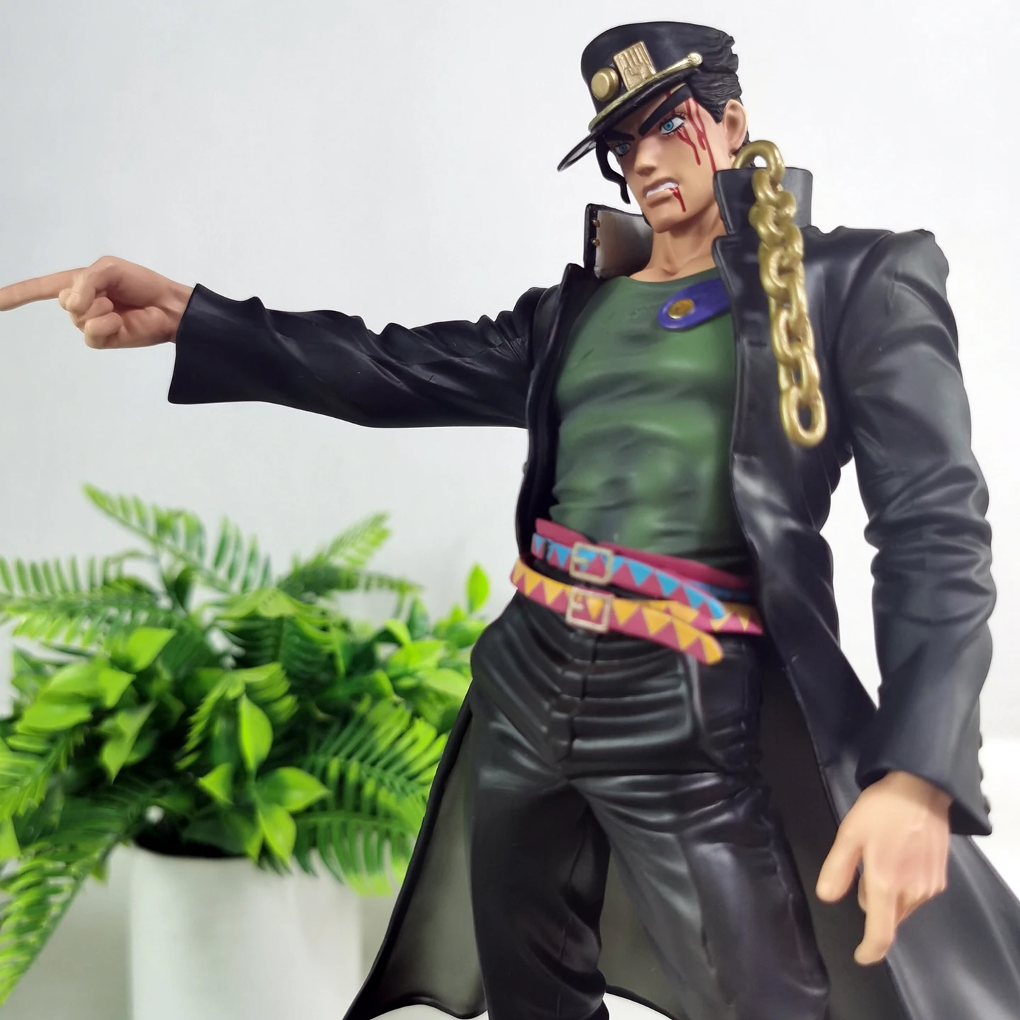 ジョジョの奇妙な冒険アクションフィギュアクウジョ・ジョタロスターダストクルセイダーズアニメコレクタブルモデルデスクトップ装飾ギフト男性向け