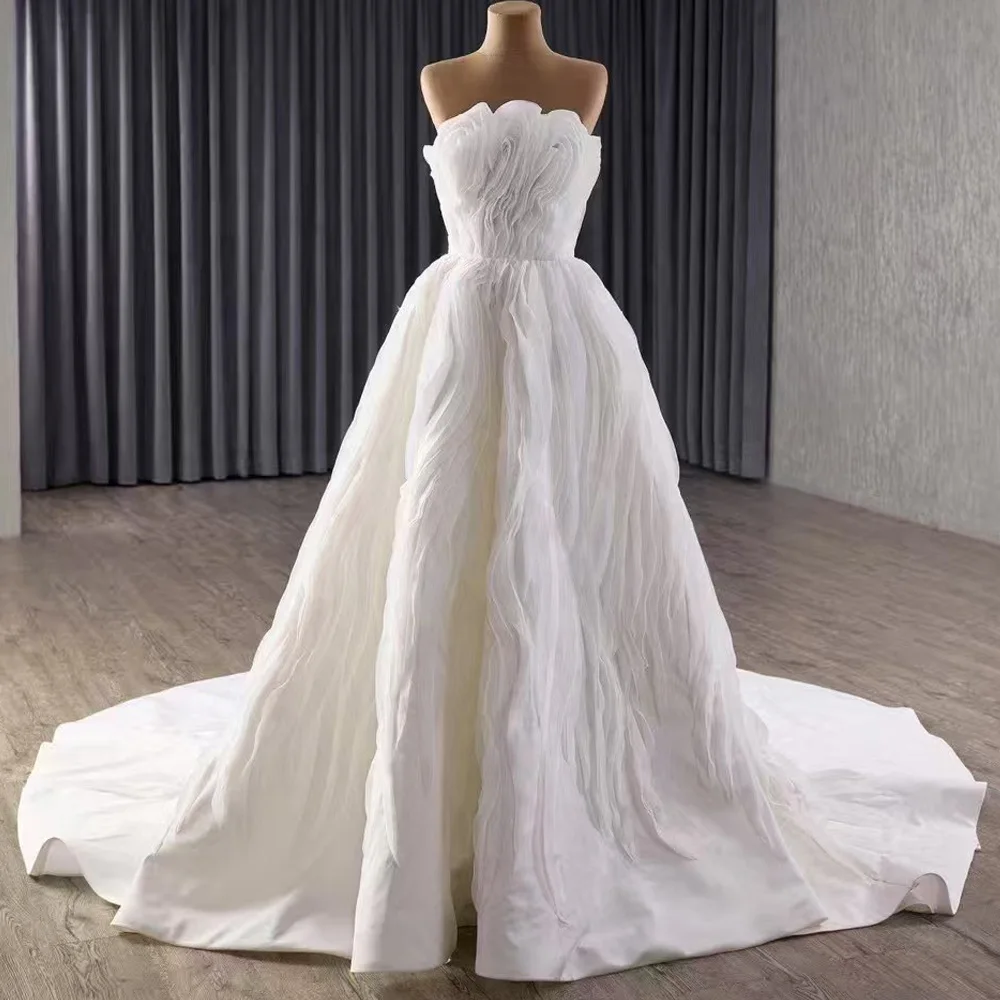 Abito da sposa sexy in pizzo senza spalline senza maniche con volant sul retro con lacci 2026 Robe De Mariage
