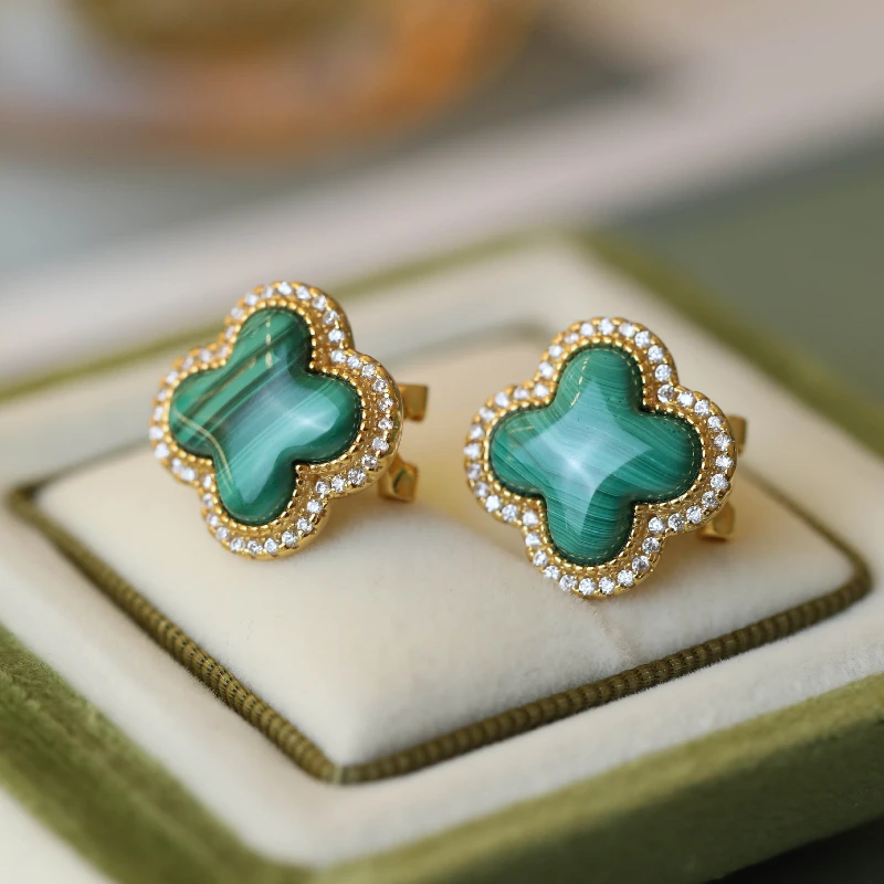 

Ladies' fashionable earrings retro light luxury temperament boutique jewelry