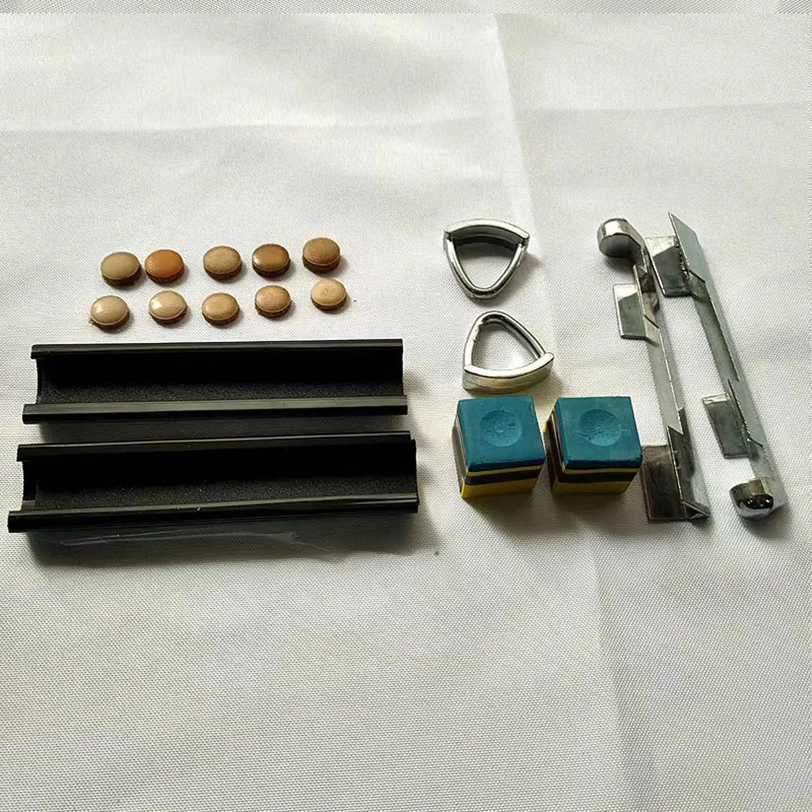 16Pcs Pool Cue Tip Repair Kit Chalk Cubes Outdoor Sports Billiards Cue