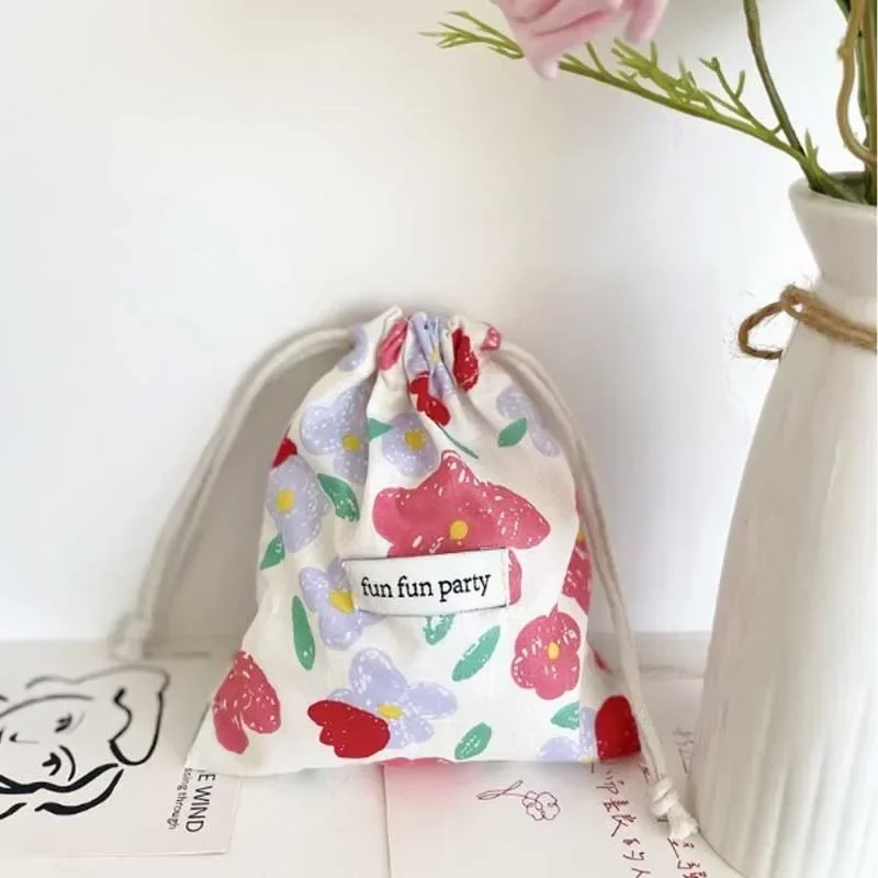 Cotton Linen Floral Storage Drawstring Bag Women Finishing Storage Pouch Cute Makeup Bag Christmas Gift Candy Jewelry Organizer