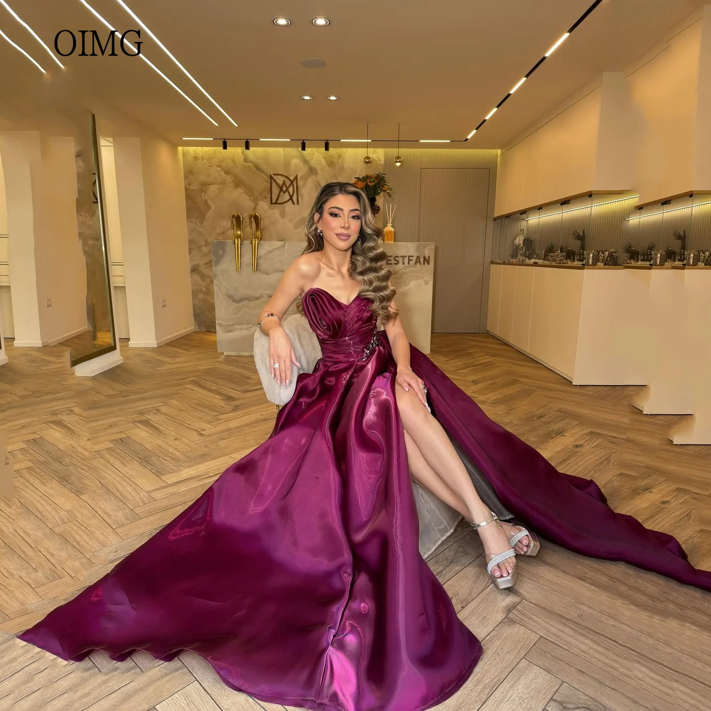 

OIMG Shiny Grape Purple A Line Prom Gowns Sweetheart Neck Party Gown Side Slit Floor Length Evening Dress Customized