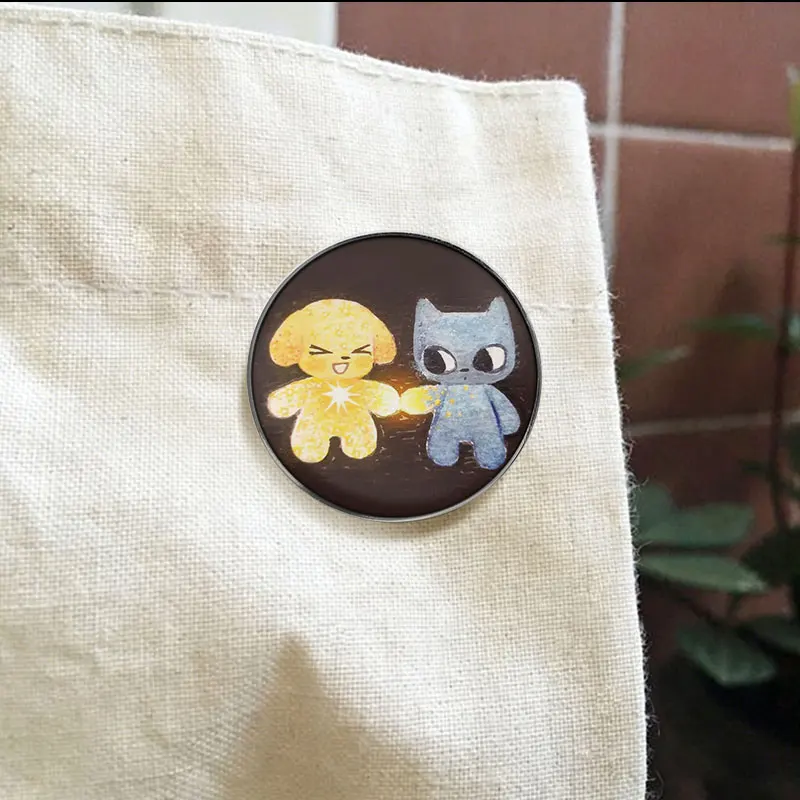Sparkle Puppy And Cat Holding Hands UV Printing Badge Soft Dreamy Cartoon Pin Clothing Decor Brooch For Kids