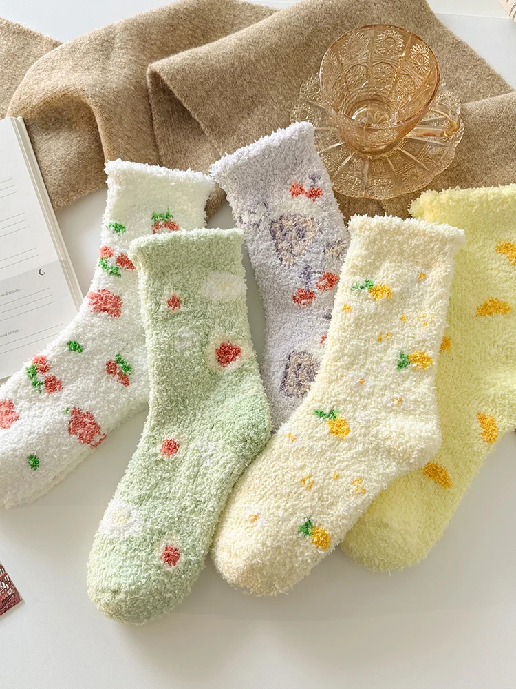 5 Paris Women's Cute Fruit Printed Ankle Socks Comfort Sweet Medium Tube Sock Kawaii Home Floor Socks Sweet Soft Warm Stay Socks