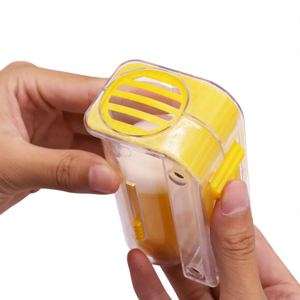 

1 set Clip Bottle Transparent Plastic Beekeeping Supplies Major Catcher Container for Quick Operation
