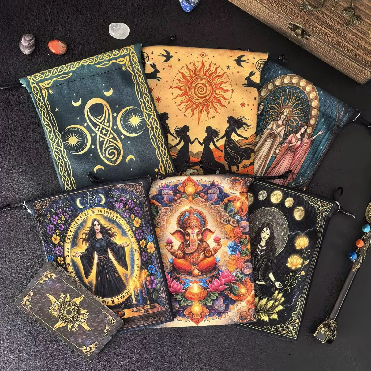 Tarot Cards Storage Bag Witch Drawstring Tarot Card Holder Bag For Divination Printed Short Plush Dice Jewelry Pouch Gift Bag