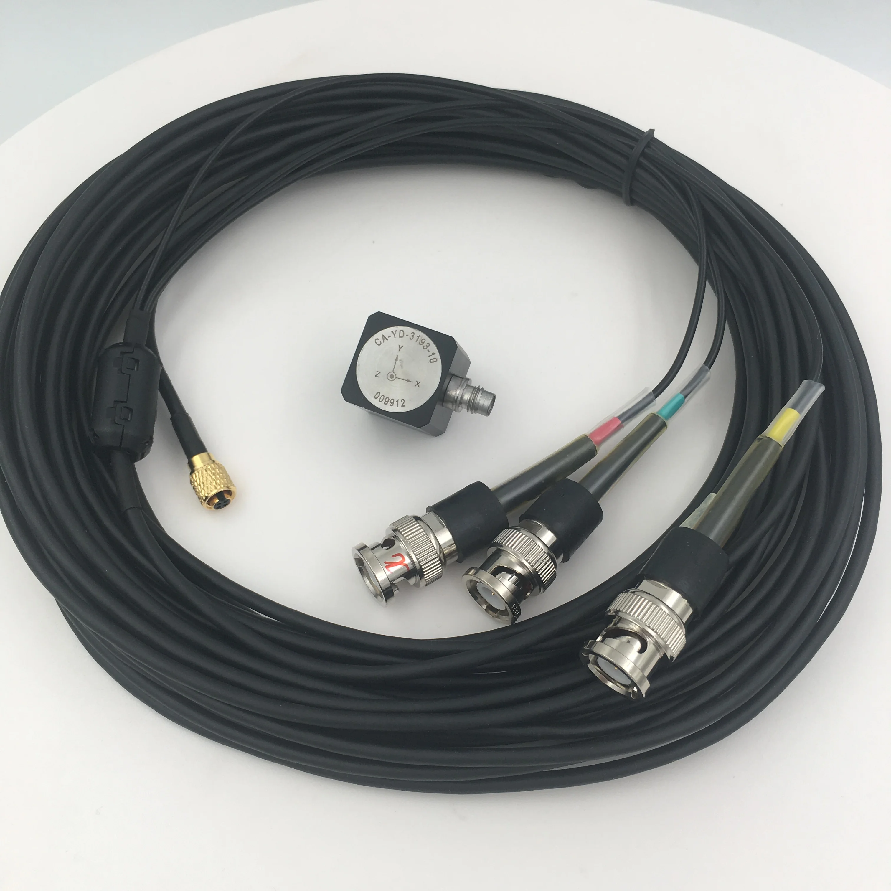 Miniature Tri-axial Piezoelectric accelerometer sensor in IEPE type